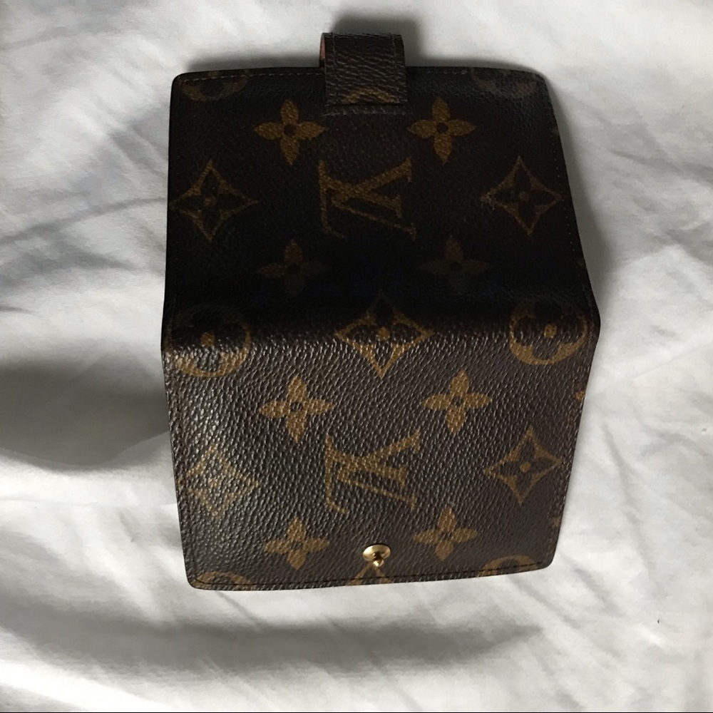 Louis Vuitton Card Case - Picture 6 of 7